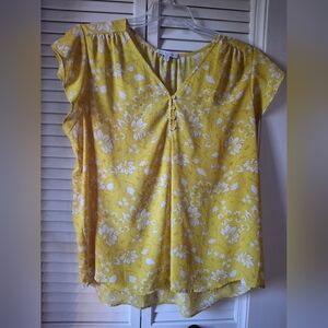 Chic Yellow Floral Blouse